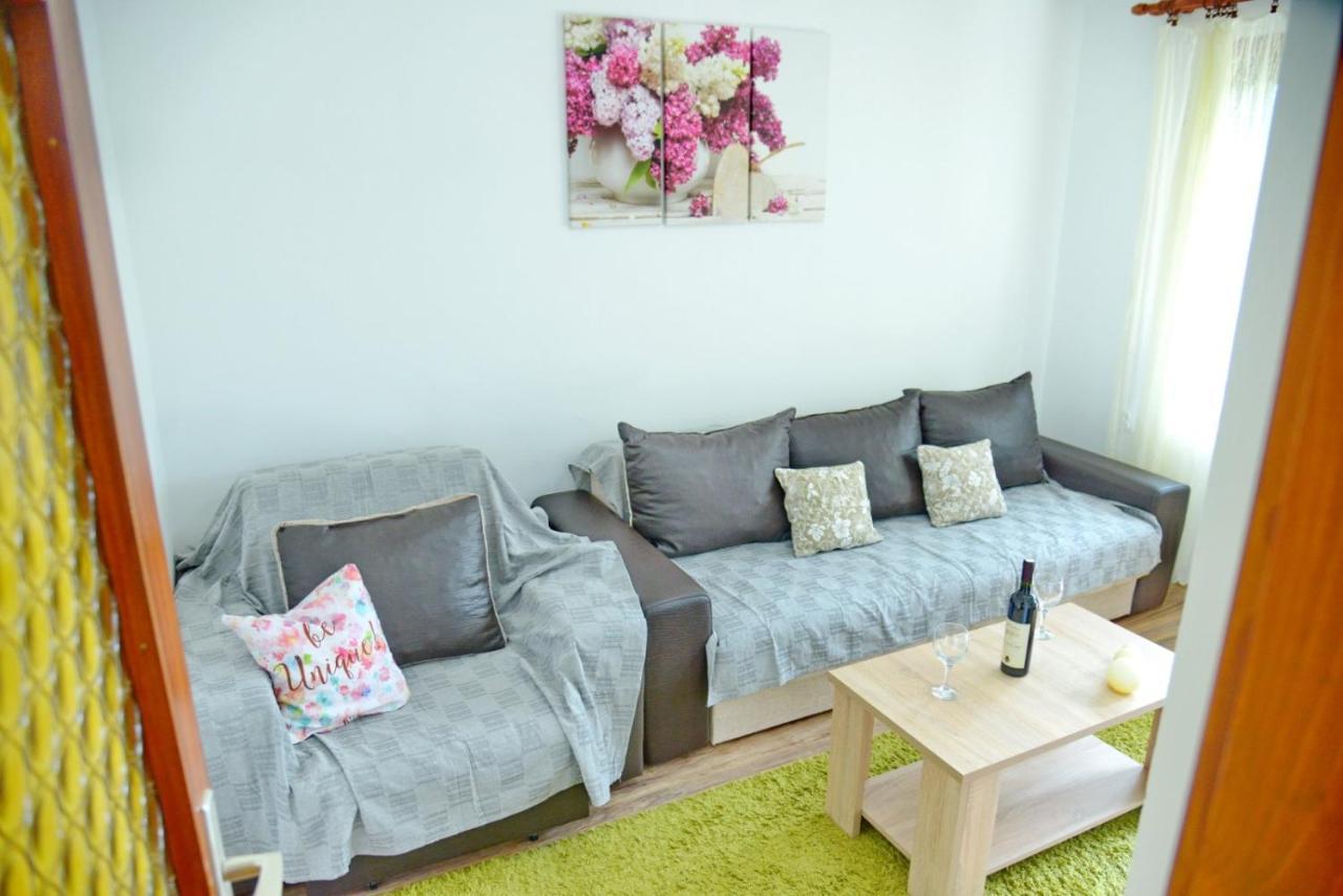 Ferienwohnung Zoja Vrdnik Exterior foto