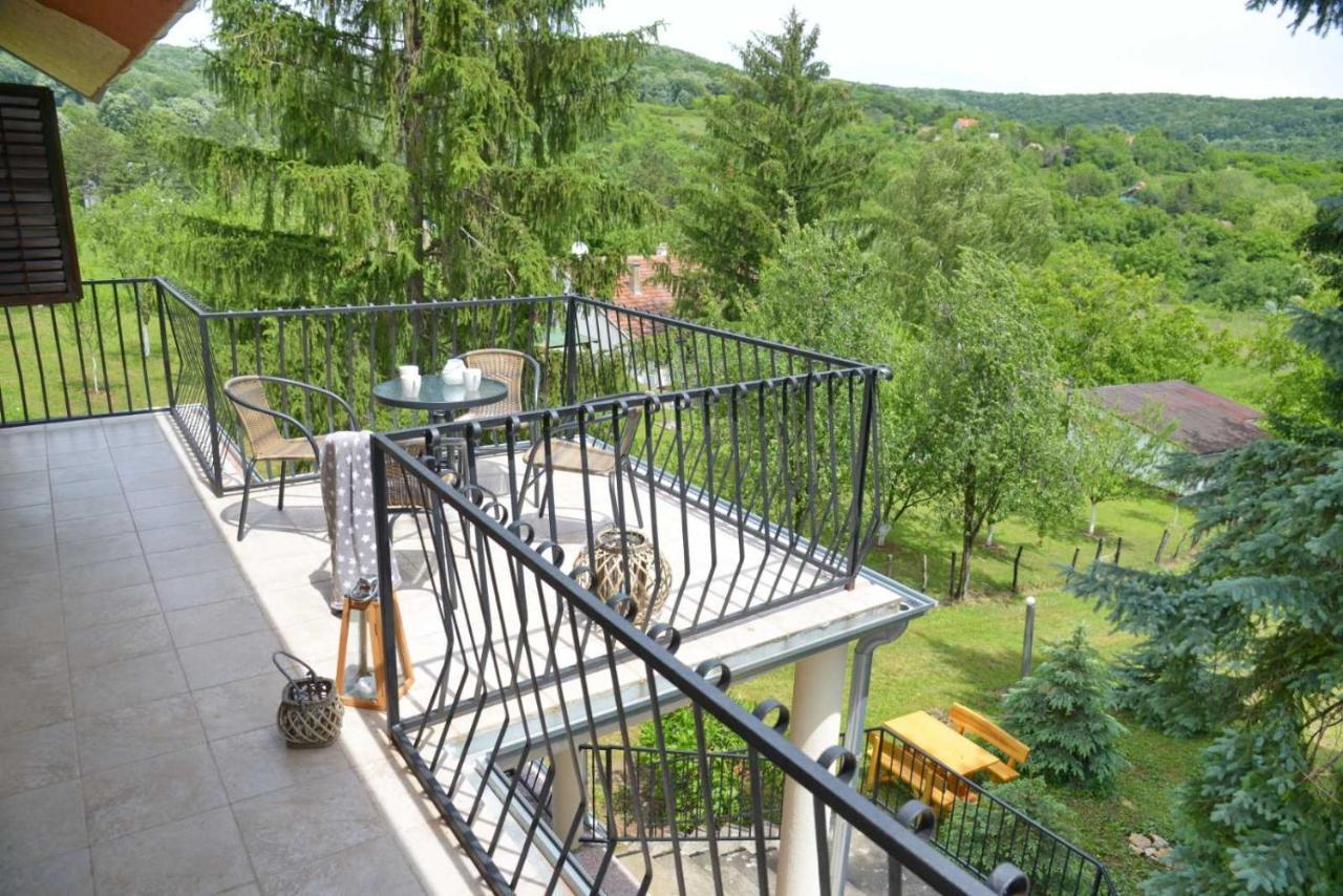 Ferienwohnung Zoja Vrdnik Exterior foto